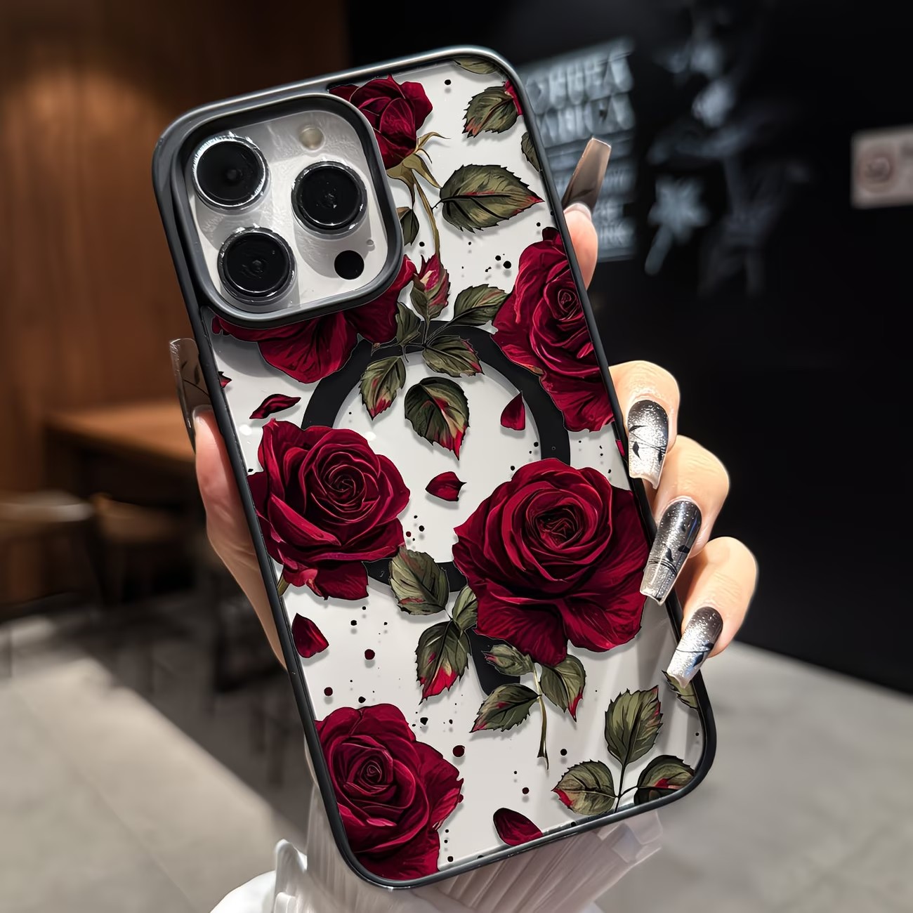 Phone Cases Vintage - Casing Ponsel Motif Bunga Mawar Merah