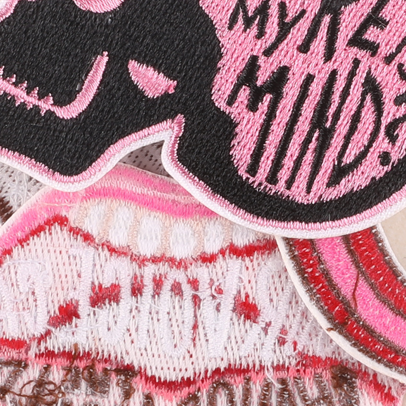 Besi Pada Patch Pink Perempuan - Phone Cases Eco Friendly ulasan dan harga