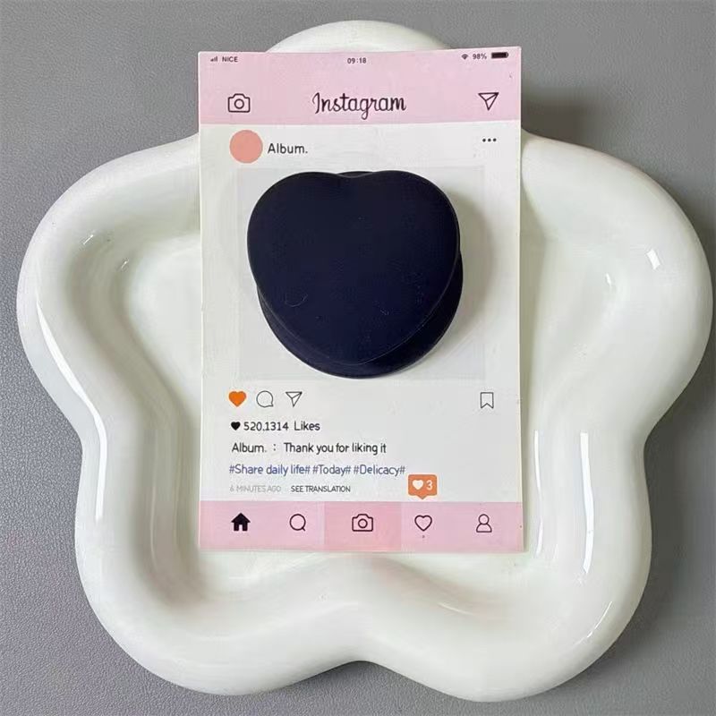 Casing Ponsel Magnetik Griptok - Phone Cases Quirky ulasan dan harga